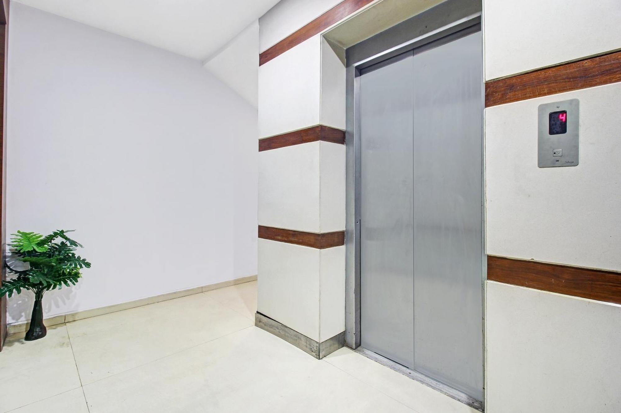 Townhouse Oak The Margi Hotel Near Yosufguda Metro Station Hajdarabad Zewnętrze zdjęcie